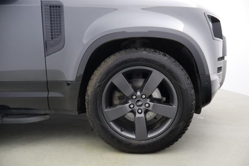 2024 (73) LAND ROVER DEFENDER 3.0 D250 X-Dynamic HSE 110 5dr Auto 5209662