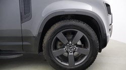 2024 (73) LAND ROVER DEFENDER 3.0 D250 X-Dynamic HSE 110 5dr Auto 5209660