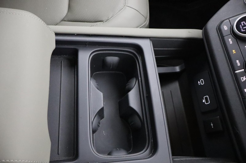 2024 (73) LAND ROVER DEFENDER 3.0 D250 X-Dynamic HSE 110 5dr Auto 5209699