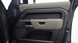 2024 (73) LAND ROVER DEFENDER 3.0 D250 X-Dynamic HSE 110 5dr Auto 5209673