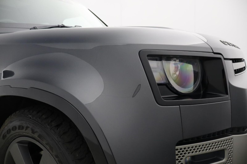 2024 (73) LAND ROVER DEFENDER 3.0 D250 X-Dynamic HSE 110 5dr Auto 5209666