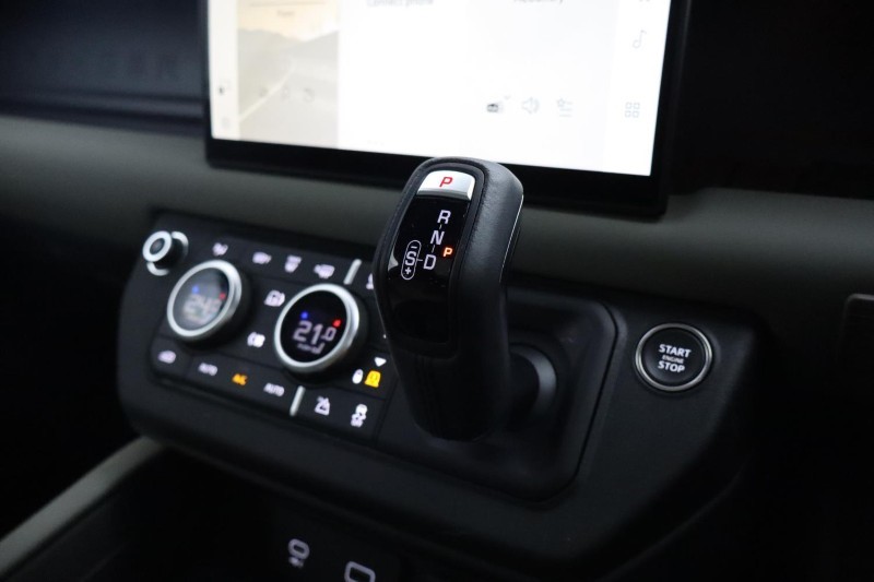 2024 (73) LAND ROVER DEFENDER 3.0 D250 X-Dynamic HSE 110 5dr Auto 5209680