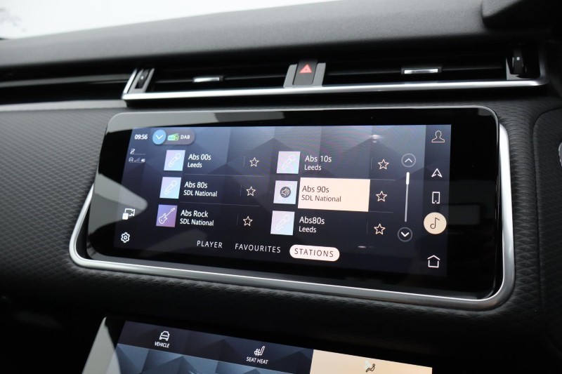 2021 (71) LAND ROVER RANGE ROVER VELAR 3.0 D300 MHEV R-Dynamic SE 5dr Auto 5237744