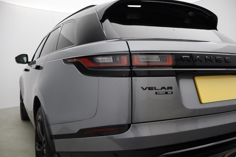 2021 (71) LAND ROVER RANGE ROVER VELAR 3.0 D300 MHEV R-Dynamic SE 5dr Auto 5237707