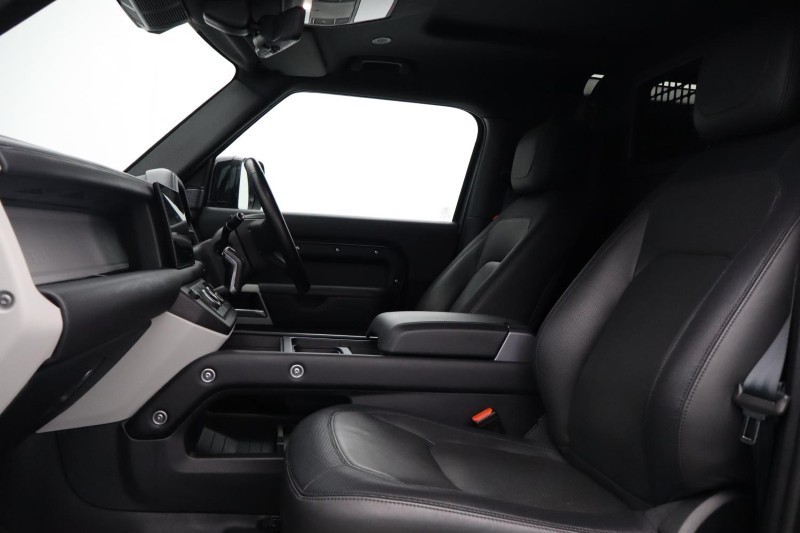 2023 (73) LAND ROVER COMMERCIAL DEFENDER 3.0 D300 Hard Top X-Dynamic HSE Auto 5219902