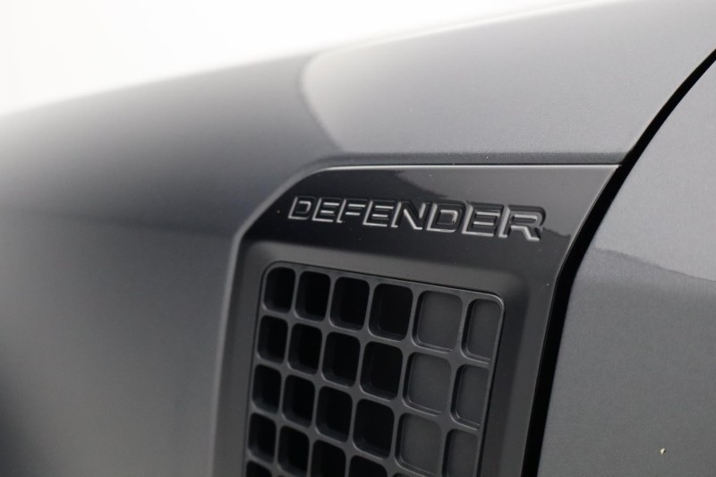 2023 (73) LAND ROVER COMMERCIAL DEFENDER 3.0 D300 Hard Top X-Dynamic HSE Auto 5219917