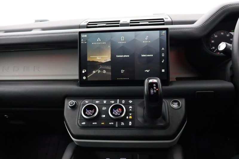 2023 (73) LAND ROVER COMMERCIAL DEFENDER 3.0 D300 Hard Top X-Dynamic HSE Auto 5219945