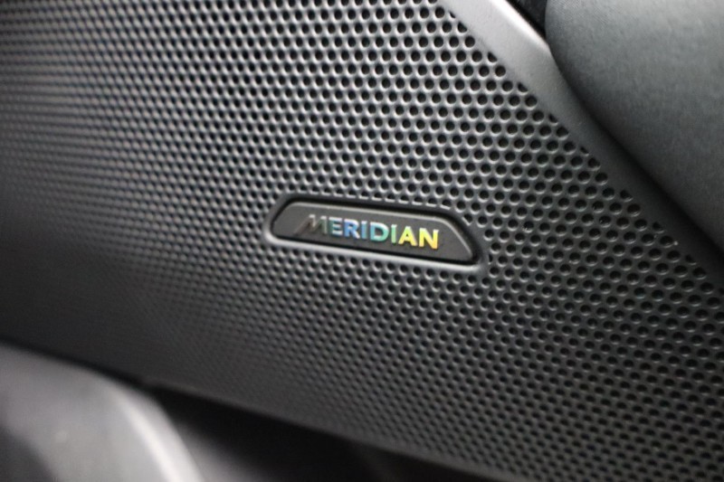 2023 (23) LAND ROVER RANGE ROVER VELAR 2.0 D200 MHEV Dynamic SE 5dr Auto 5226478