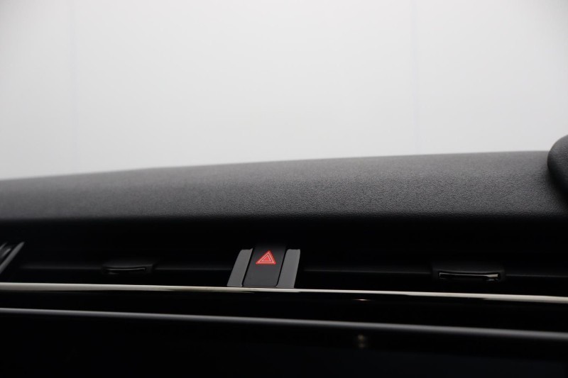 2023 (23) LAND ROVER RANGE ROVER VELAR 2.0 D200 MHEV Dynamic SE 5dr Auto 5226477