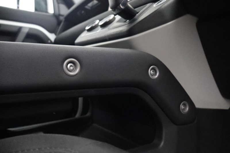 2021 (21) LAND ROVER COMMERCIAL DEFENDER 3.0 D200 Hard Top Auto 5215966