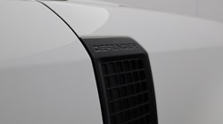 2021 (21) LAND ROVER COMMERCIAL DEFENDER 3.0 D200 Hard Top Auto 5215925