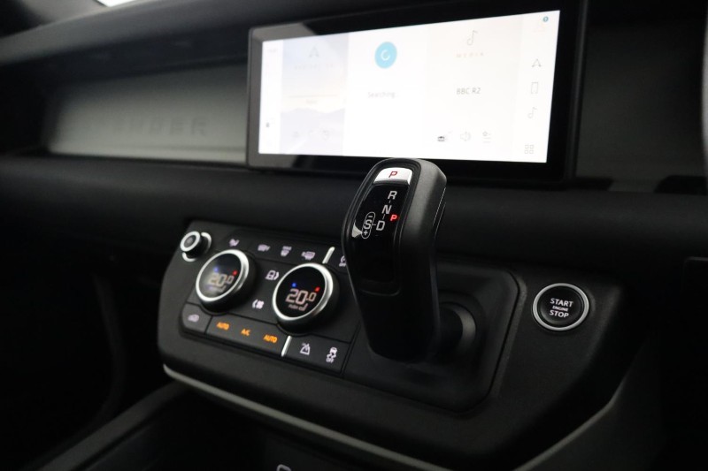 2021 (21) LAND ROVER COMMERCIAL DEFENDER 3.0 D200 Hard Top Auto 5215947