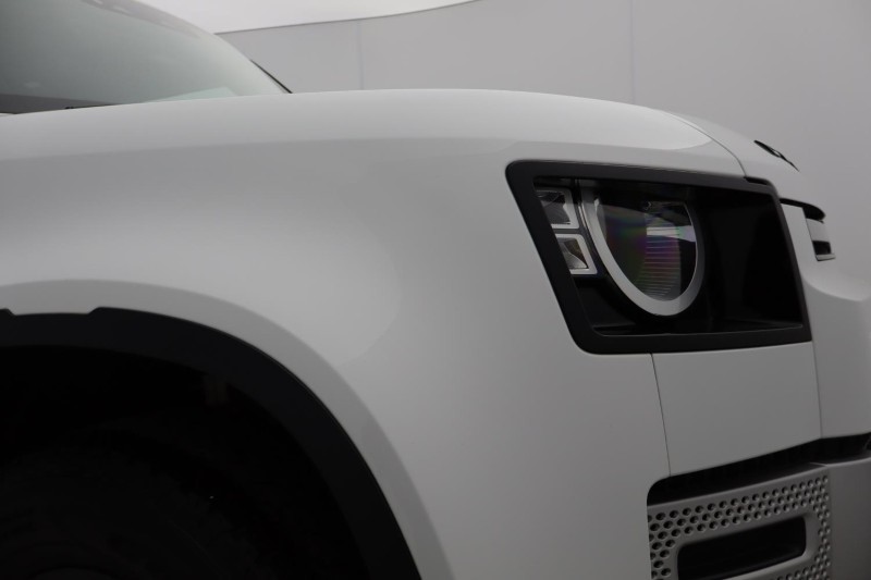 2021 (21) LAND ROVER COMMERCIAL DEFENDER 3.0 D200 Hard Top Auto 5215932