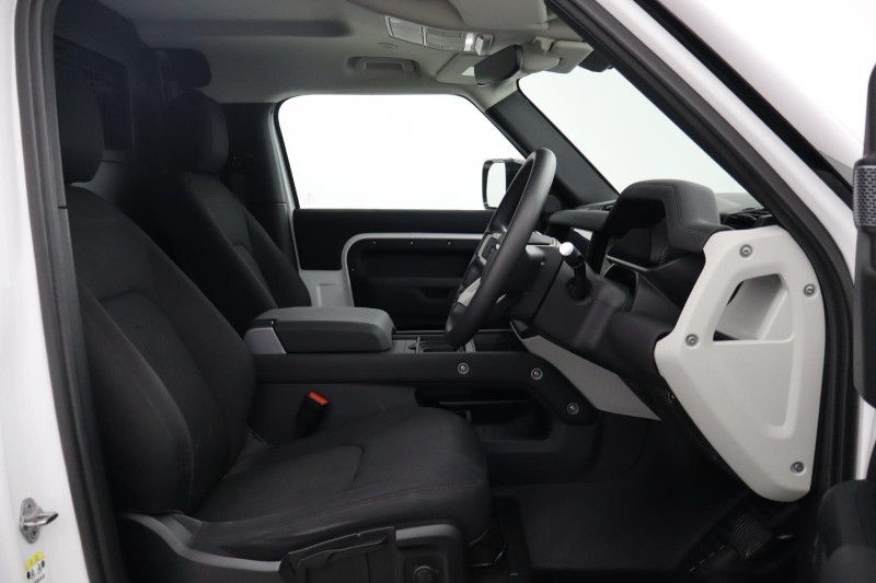 2021 (21) LAND ROVER COMMERCIAL DEFENDER 3.0 D200 Hard Top Auto 5215943