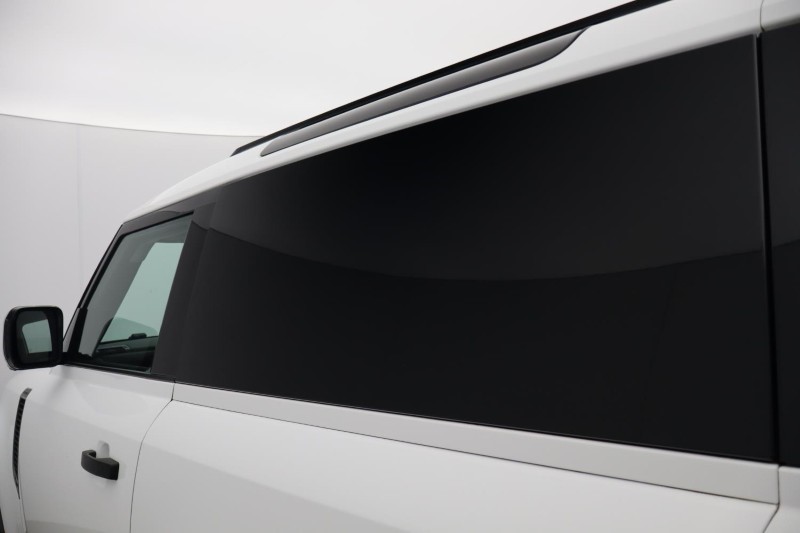 2021 (21) LAND ROVER COMMERCIAL DEFENDER 3.0 D200 Hard Top Auto 5215918