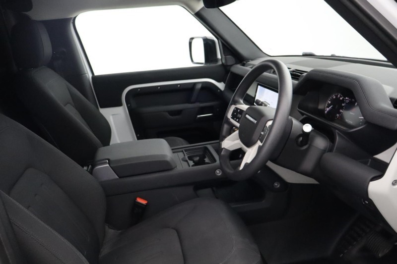 2021 (21) LAND ROVER COMMERCIAL DEFENDER 3.0 D200 Hard Top Auto 5215965