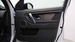 2020 (20) LAND ROVER DISCOVERY SPORT 2.0 P250 R-Dynamic HSE 5dr Auto 5238186