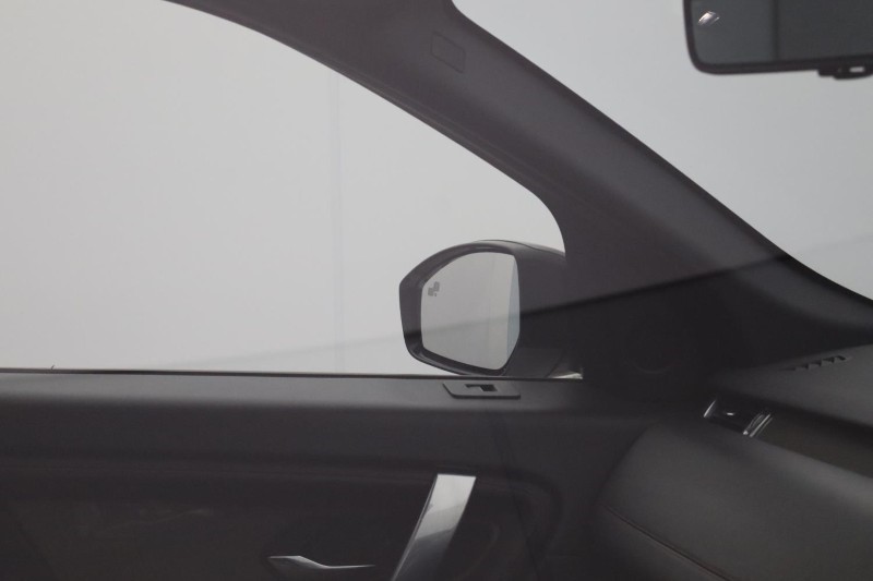 2020 (20) LAND ROVER DISCOVERY SPORT 2.0 P250 R-Dynamic HSE 5dr Auto 5238212