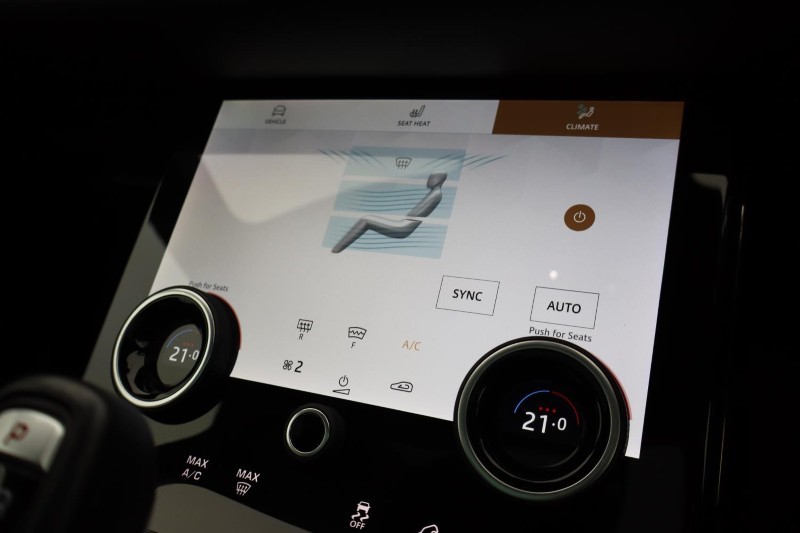 2023 (23) LAND ROVER RANGE ROVER EVOQUE 2.0 D200 R-Dynamic HSE 5dr Auto 5262534