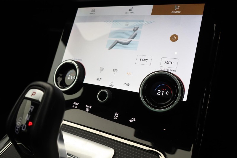 2023 (23) LAND ROVER RANGE ROVER EVOQUE 2.0 D200 R-Dynamic HSE 5dr Auto 5262531