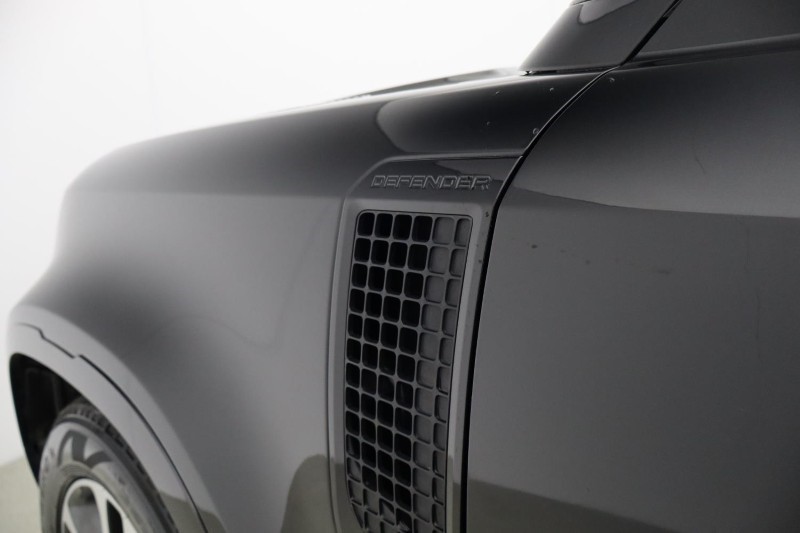 2024 (24) LAND ROVER DEFENDER 3.0 D250 XS Edition 110 5dr Auto 5220741