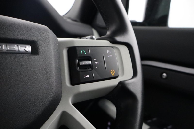 2024 (24) LAND ROVER DEFENDER 3.0 D250 XS Edition 110 5dr Auto 5220766