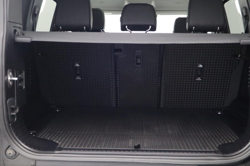 2024 (24) LAND ROVER DEFENDER 3.0 D250 XS Edition 110 5dr Auto 5220723