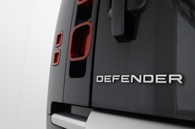 2024 (24) LAND ROVER DEFENDER 3.0 D250 XS Edition 110 5dr Auto 5220720