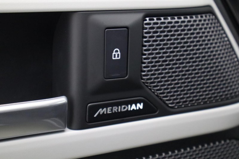 2024 (24) LAND ROVER DEFENDER 3.0 D250 XS Edition 110 5dr Auto 5220748