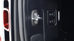 2024 (24) LAND ROVER DEFENDER 3.0 D250 XS Edition 110 5dr Auto 5220726