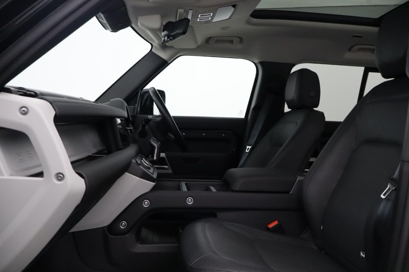 2024 (24) LAND ROVER DEFENDER 3.0 D250 XS Edition 110 5dr Auto 5220745