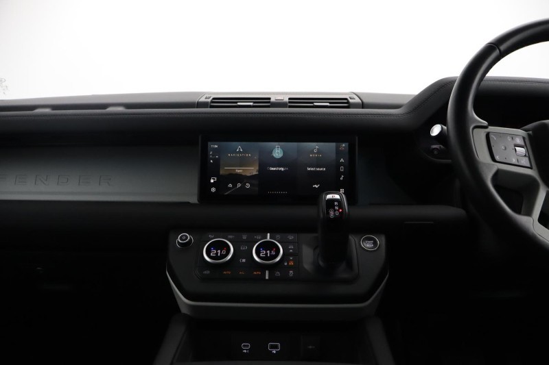 2024 (24) LAND ROVER DEFENDER 3.0 D250 XS Edition 110 5dr Auto 5220759