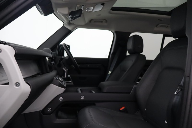 2024 (24) LAND ROVER DEFENDER 3.0 D250 XS Edition 110 5dr Auto 5220746