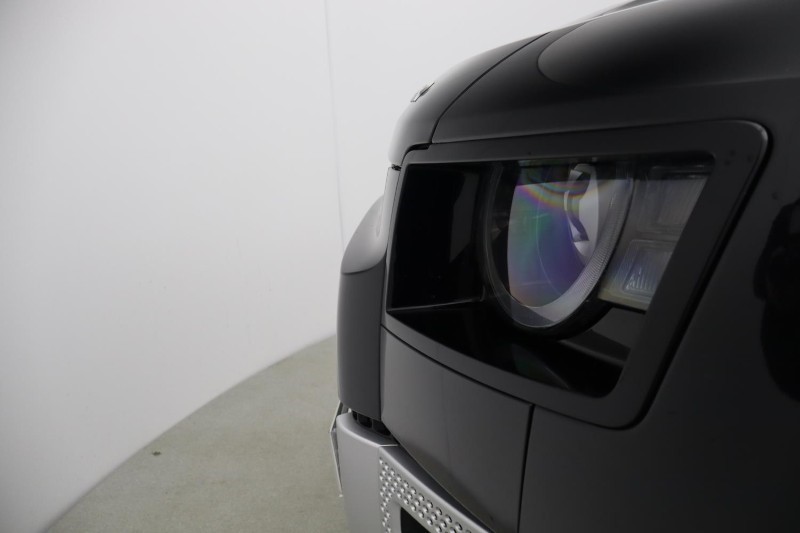 2024 (24) LAND ROVER DEFENDER 3.0 D250 XS Edition 110 5dr Auto 5220740