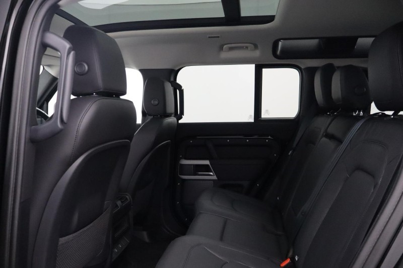 2024 (24) LAND ROVER DEFENDER 3.0 D250 XS Edition 110 5dr Auto 5220743