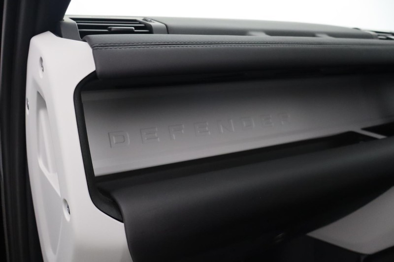 2024 (24) LAND ROVER DEFENDER 3.0 D250 XS Edition 110 5dr Auto 5220749