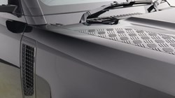 2024 (24) LAND ROVER DEFENDER 3.0 D250 XS Edition 110 5dr Auto 5220737