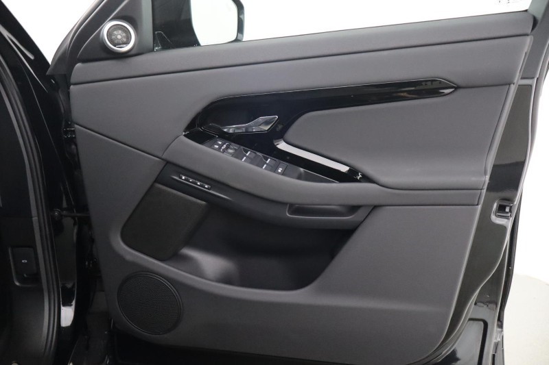 2026 (26) LAND ROVER RANGE ROVER EVOQUE 2.0 D200 Dynamic SE 5dr Auto 5264663