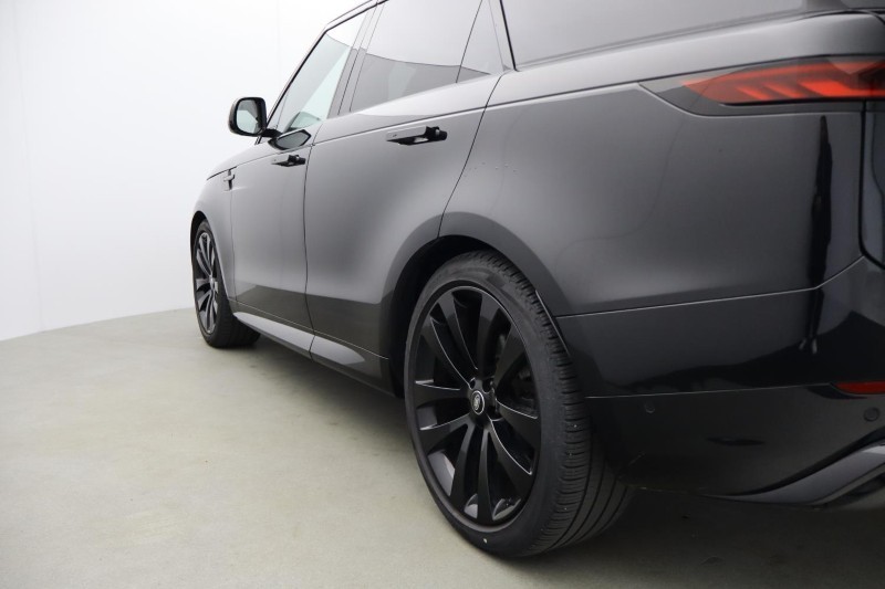 2024 (73) LAND ROVER RANGE ROVER SPORT 3.0 D300 Dynamic SE 5dr Auto 5235162
