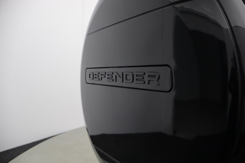 2023 (23) LAND ROVER DEFENDER 3.0 D250 X-Dynamic SE 90 3dr Auto 5232195