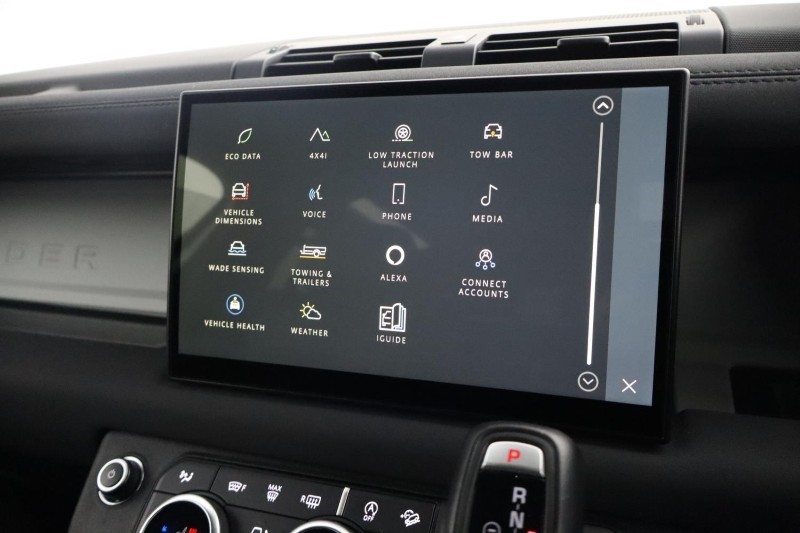 2023 (23) LAND ROVER DEFENDER 3.0 D250 X-Dynamic SE 90 3dr Auto 5232247