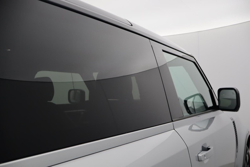 2023 (23) LAND ROVER DEFENDER 3.0 D250 X-Dynamic SE 90 3dr Auto 5232202