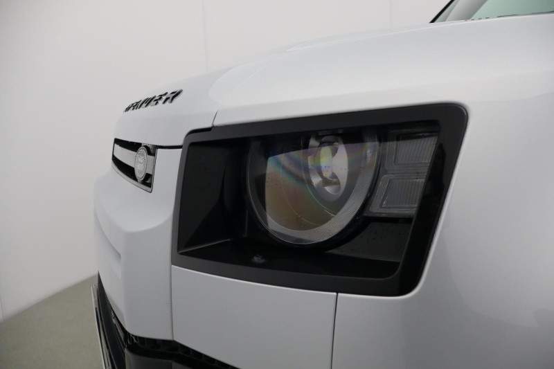 2023 (23) LAND ROVER DEFENDER 3.0 D250 X-Dynamic SE 90 3dr Auto 5232215