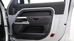 2023 (23) LAND ROVER DEFENDER 3.0 D250 X-Dynamic SE 90 3dr Auto 5232233