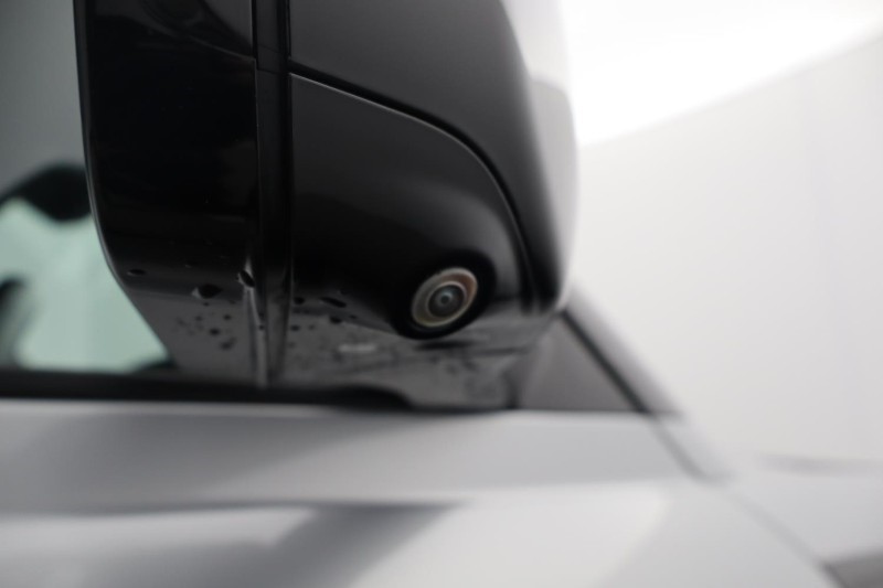 2023 (23) LAND ROVER DEFENDER 3.0 D250 X-Dynamic SE 90 3dr Auto 5232209