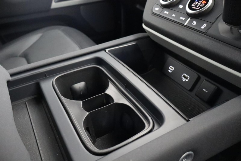 2023 (23) LAND ROVER DEFENDER 3.0 D250 X-Dynamic SE 90 3dr Auto 5232244