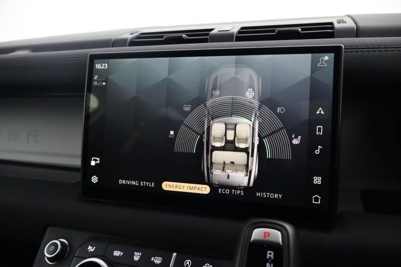 2023 (23) LAND ROVER DEFENDER 3.0 D250 X-Dynamic SE 90 3dr Auto 5232249