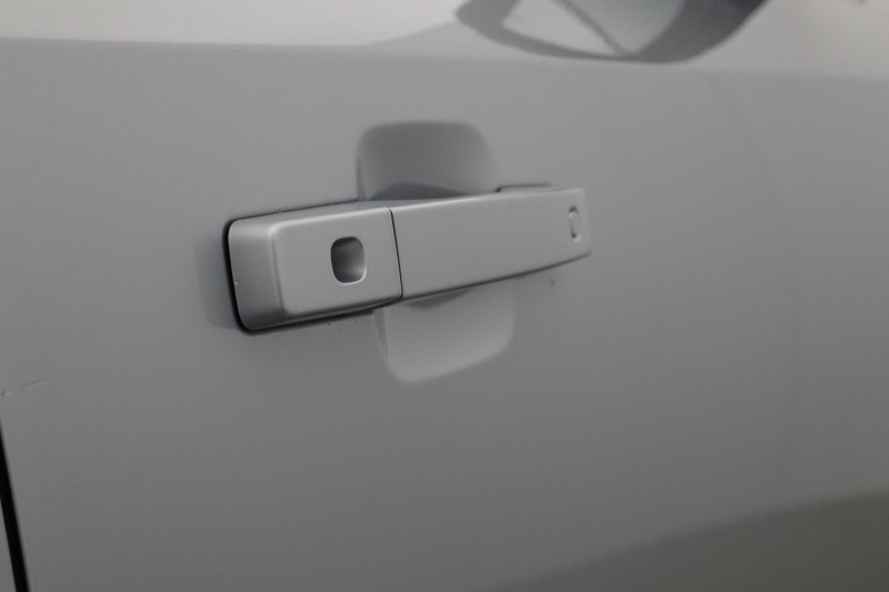 2023 (23) LAND ROVER DEFENDER 3.0 D250 X-Dynamic SE 90 3dr Auto 5232203