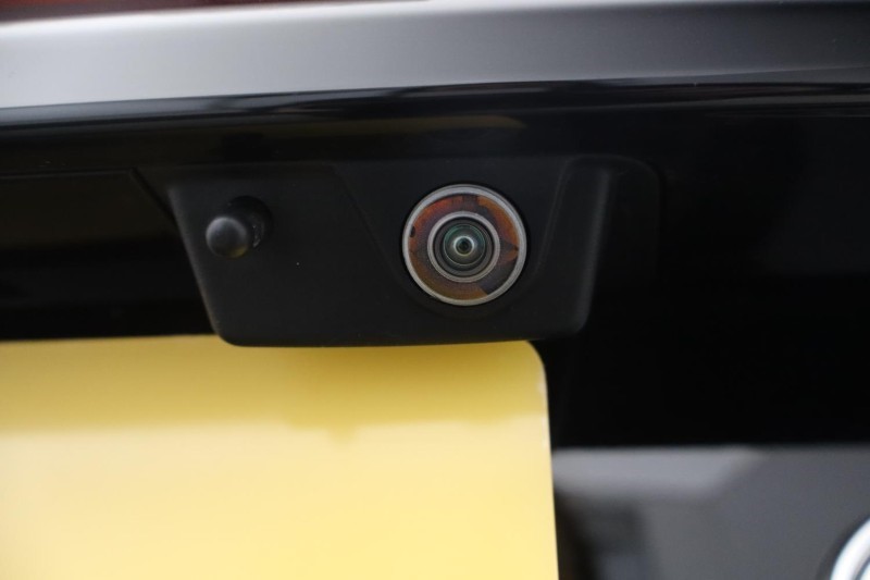 2022 (22) LAND ROVER DISCOVERY SPORT 2.0 D200 R-Dynamic SE 5dr Auto 5261897