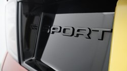 2022 (22) LAND ROVER DISCOVERY SPORT 2.0 D200 R-Dynamic SE 5dr Auto 5261895